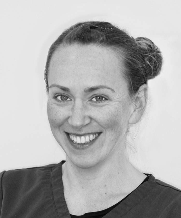 karen beveridge headshot